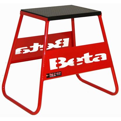 Picture of STAND 440 RED BETA LOGO